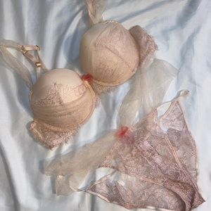 VS Bra and Panty Matching Set